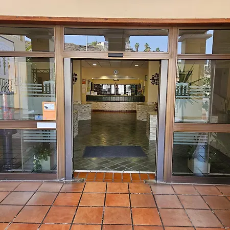 Cristianos Heated Pool Sea View Ac لوس كريستيانوس