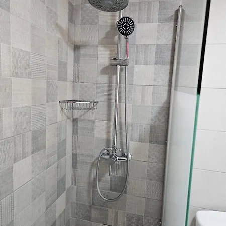 Апартаменты Cristianos Heated Pool Sea View Ac *