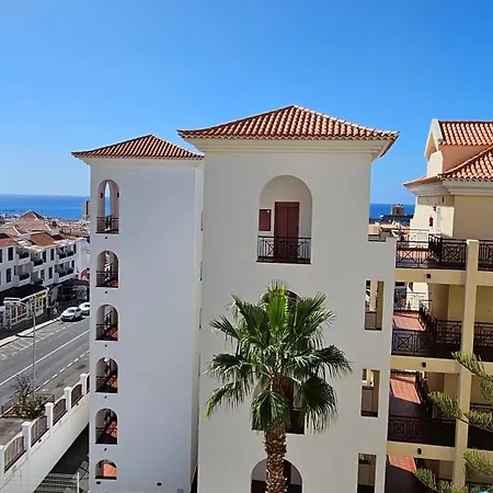 Cristianos Heated Pool Sea View Ac דירה
