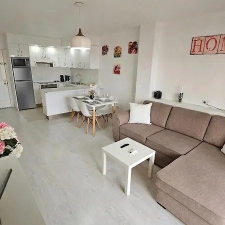 Cristianos Heated Pool Sea View Ac