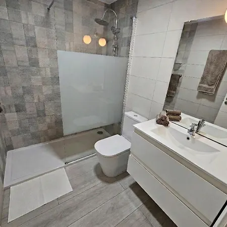 Cristianos Heated Pool Sea View Ac דירה