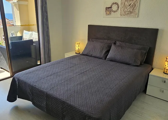 Cristianos Heated Pool Sea View Ac Apartman Los Cristianos