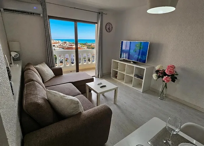 Cristianos Heated Pool Sea View Ac